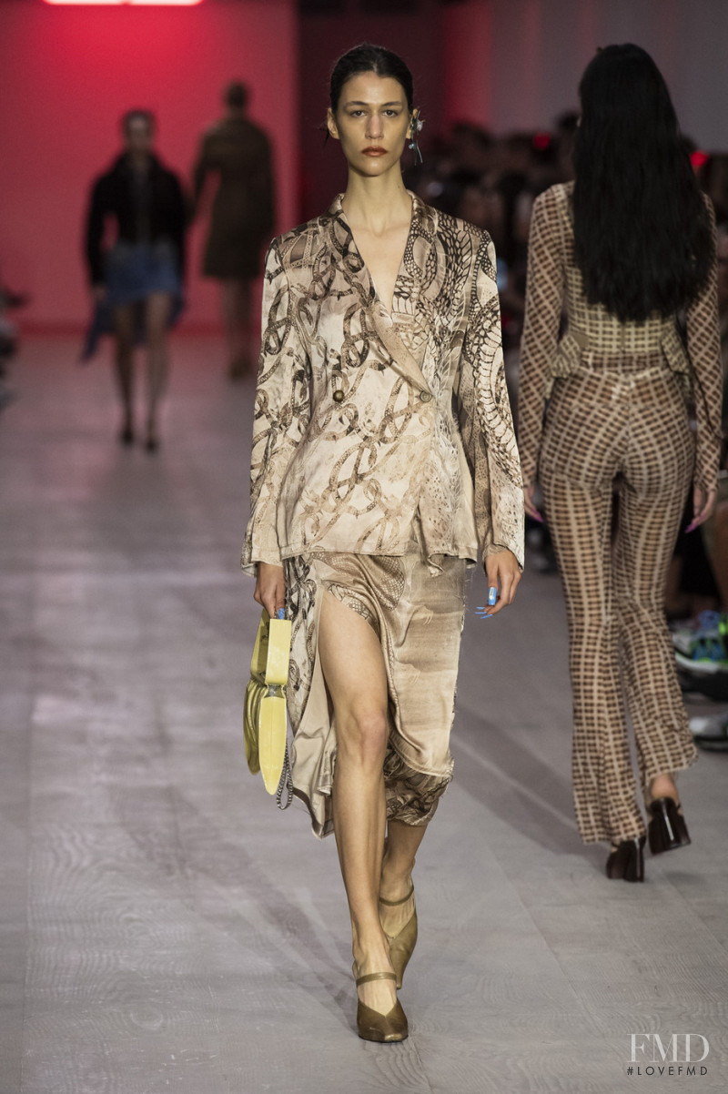 Pilar Boeris featured in  the Charlotte Knowles fashion show for Spring/Summer 2020