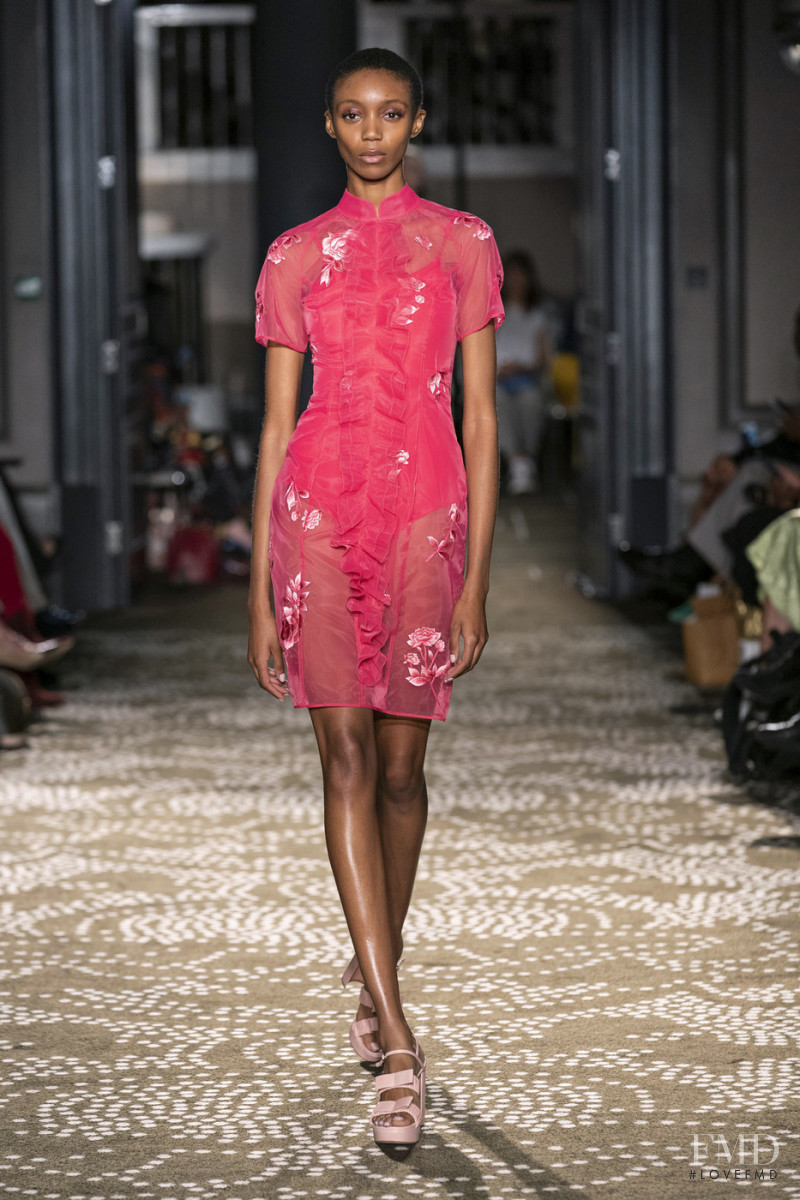 Hannah Shakespeare featured in  the Huishan Zhang fashion show for Spring/Summer 2020