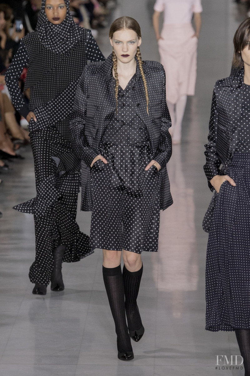 Penelope Ternes featured in  the Max Mara fashion show for Spring/Summer 2020
