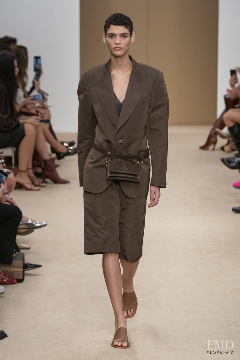 Kerolyn Soares featured in  the Tod\'s fashion show for Spring/Summer 2020