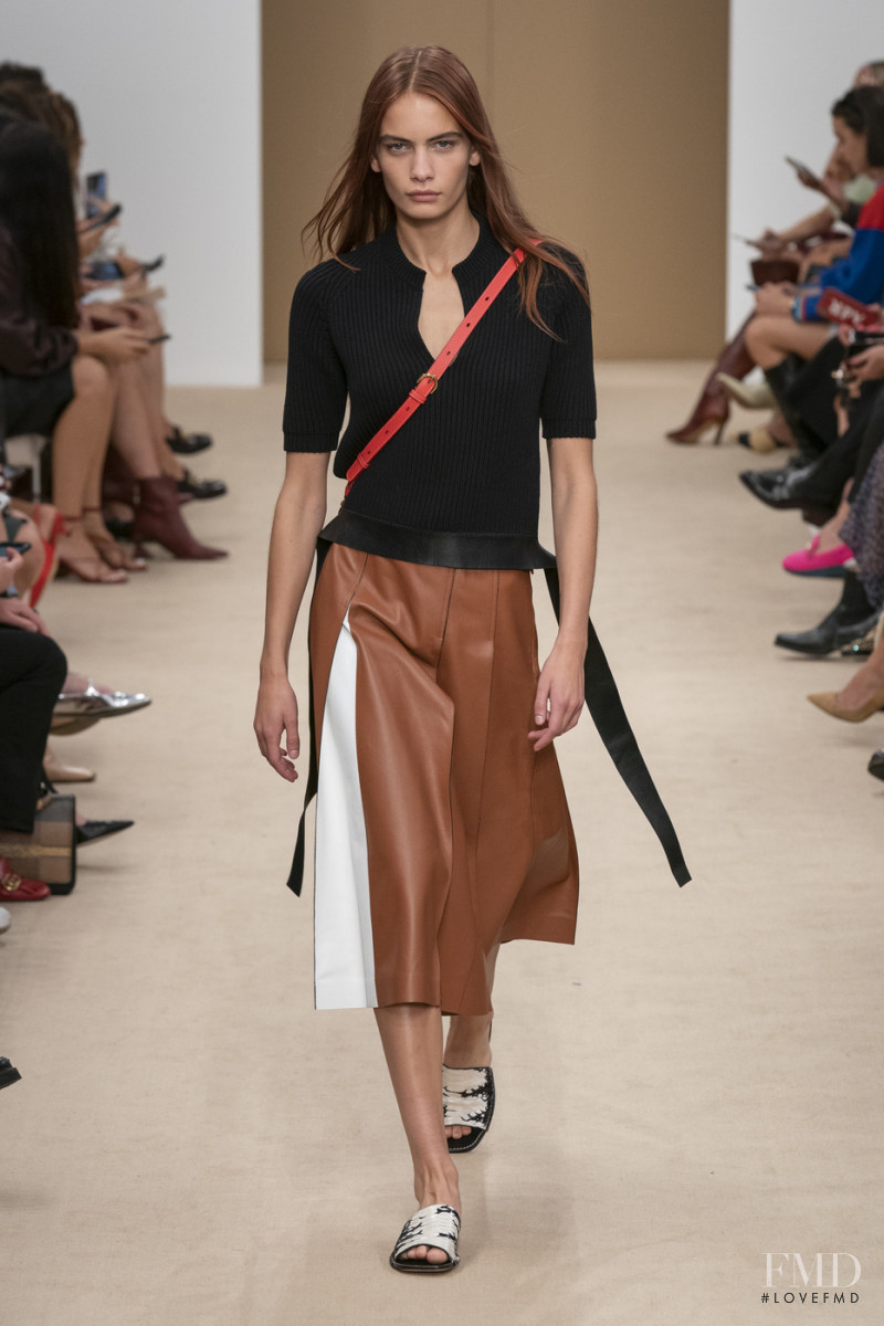 Nina Marker featured in  the Tod\'s fashion show for Spring/Summer 2020