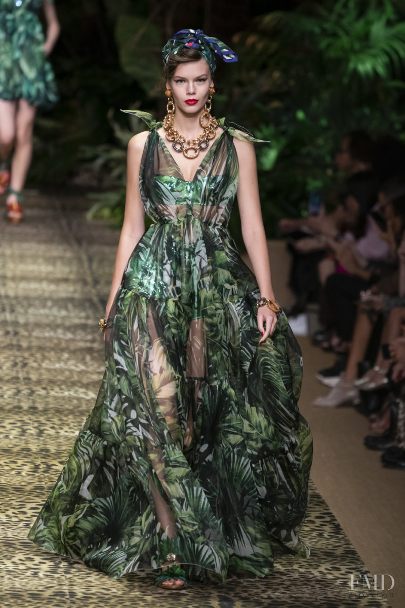 Katya Bybina featured in  the Dolce & Gabbana fashion show for Spring/Summer 2020