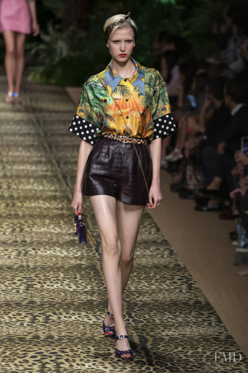 Sara Soric featured in  the Dolce & Gabbana fashion show for Spring/Summer 2020