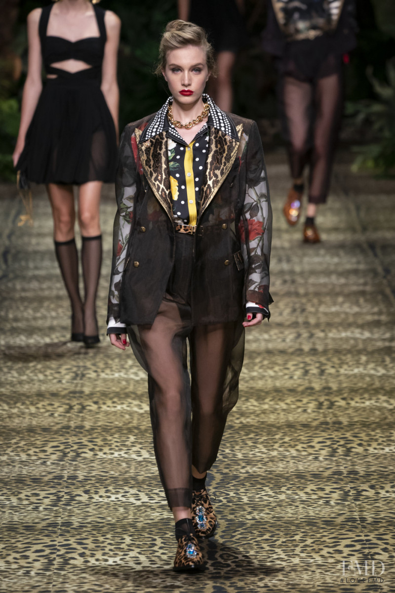 Karolina Egersdorfova featured in  the Dolce & Gabbana fashion show for Spring/Summer 2020