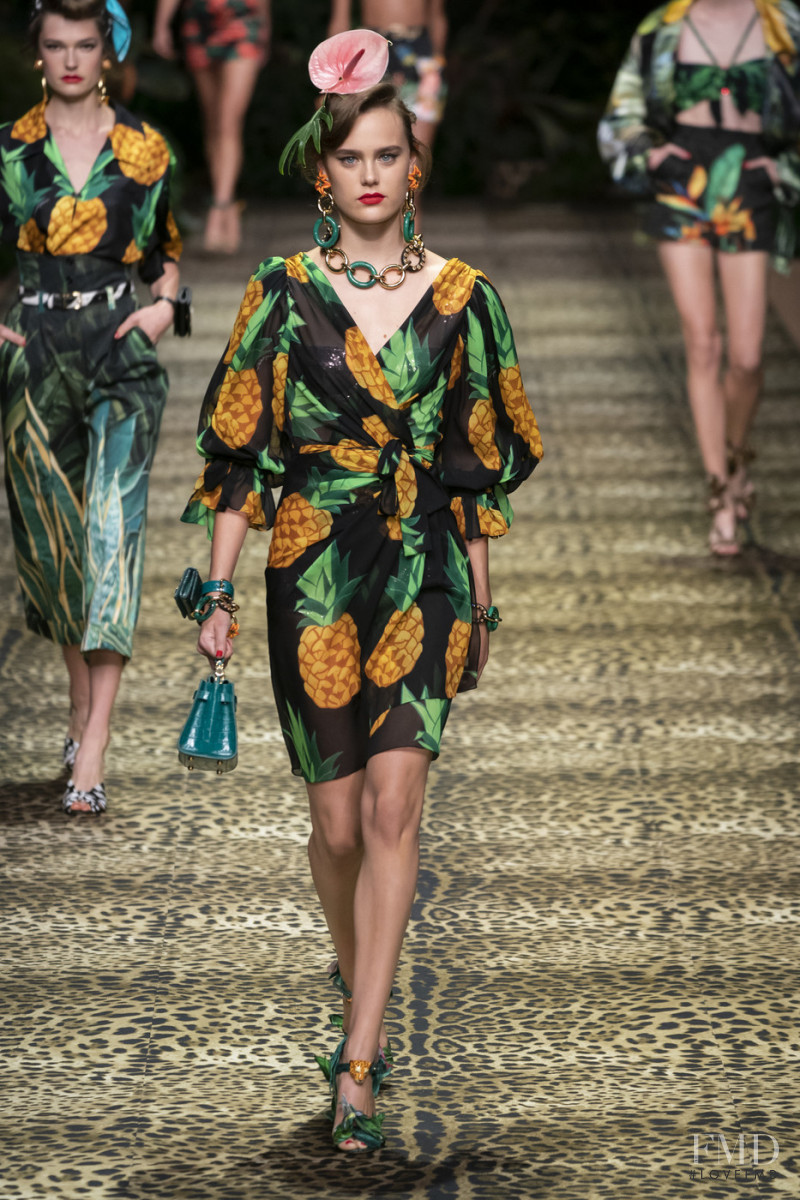 Tia Brandsma featured in  the Dolce & Gabbana fashion show for Spring/Summer 2020
