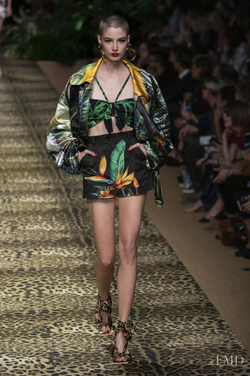 Joanna Krneta featured in  the Dolce & Gabbana fashion show for Spring/Summer 2020