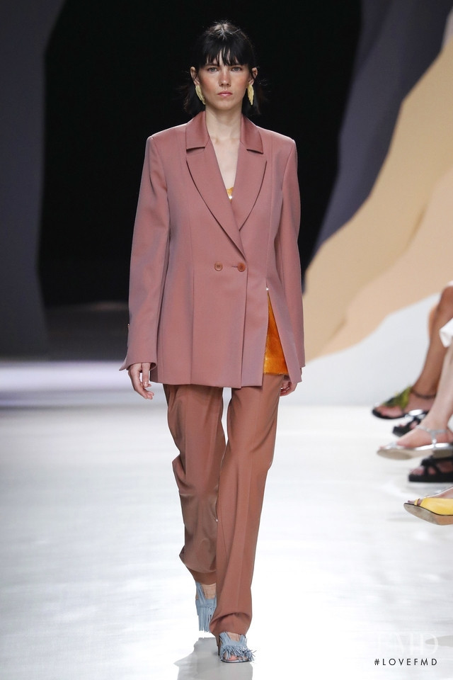 Angel Schlesser fashion show for Spring/Summer 2020