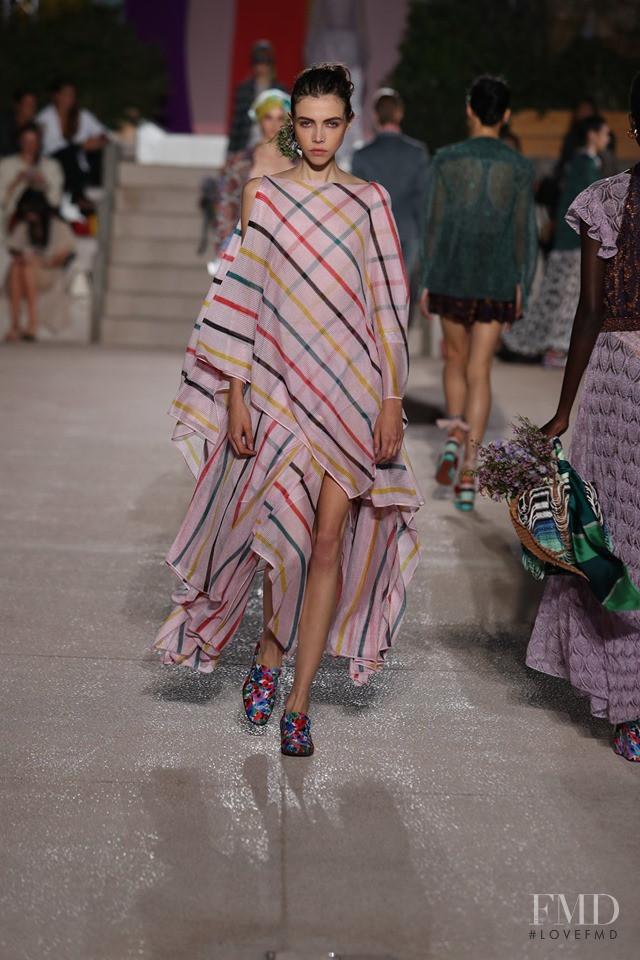 Lea Julian featured in  the Missoni fashion show for Spring/Summer 2020