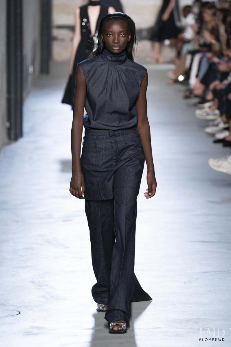 Assa Baradji featured in  the N° 21 fashion show for Spring/Summer 2020