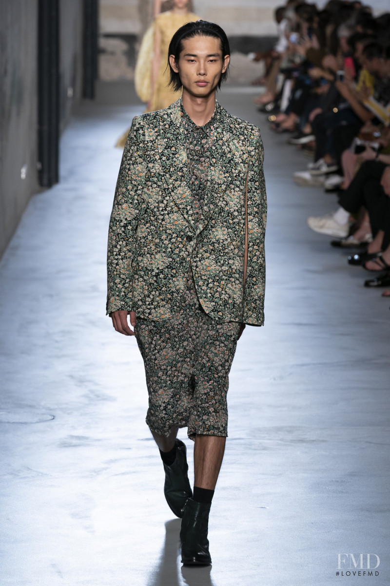 N° 21 fashion show for Spring/Summer 2020