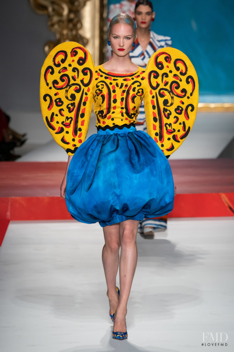 Isa Peerdeman featured in  the Moschino fashion show for Spring/Summer 2020