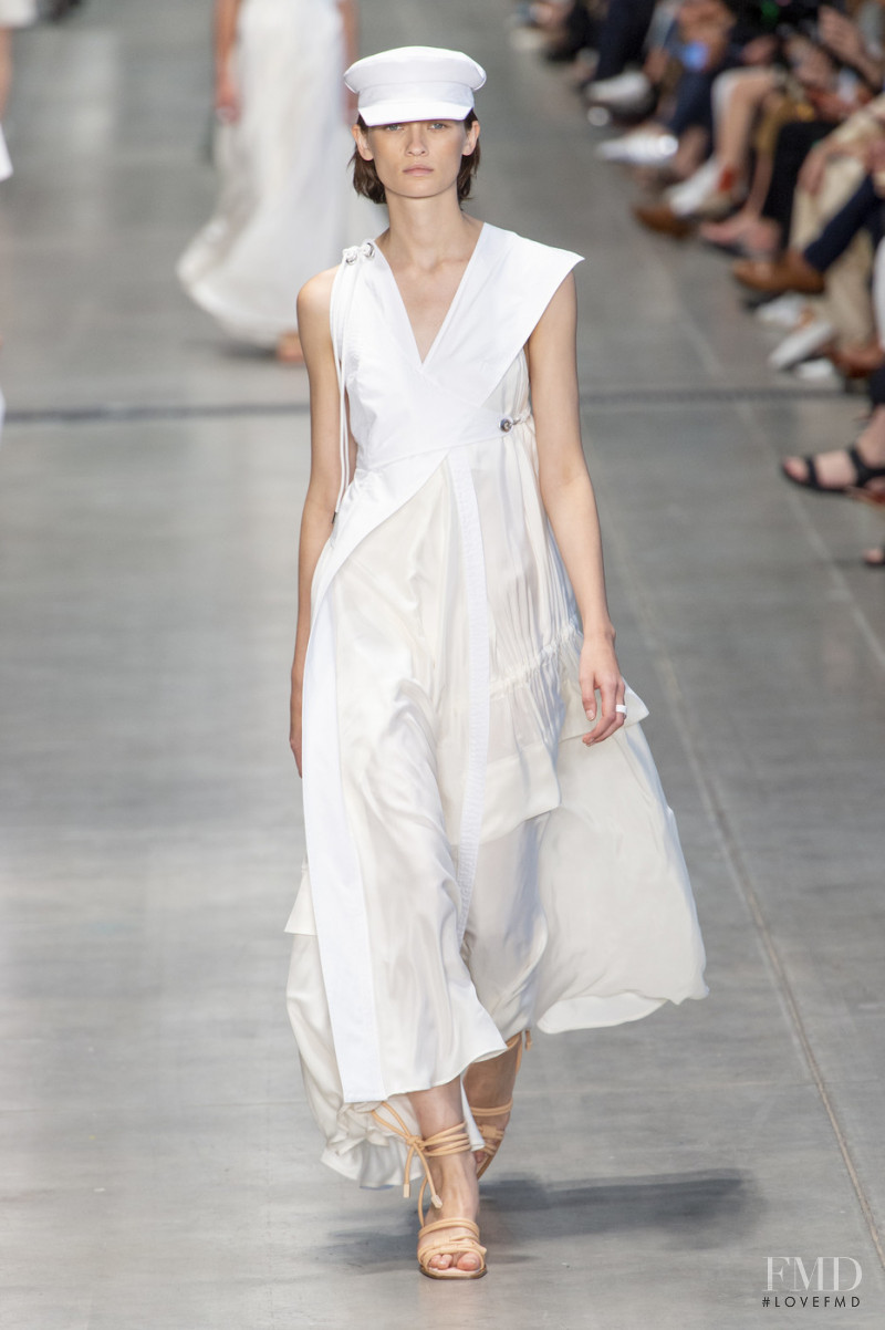 Lara Mullen featured in  the Sportmax fashion show for Spring/Summer 2020