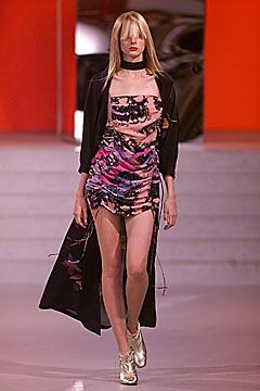 Matthew Williamson fashion show for Autumn/Winter 2001