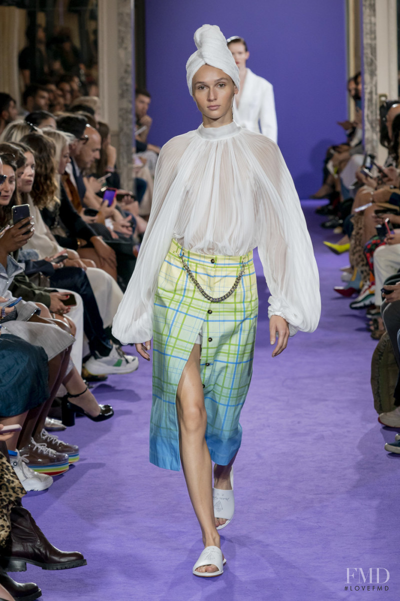 Justine Asset featured in  the BROGNANO fashion show for Spring/Summer 2020