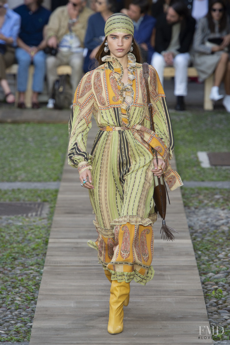 Meghan Roche featured in  the Etro fashion show for Spring/Summer 2020