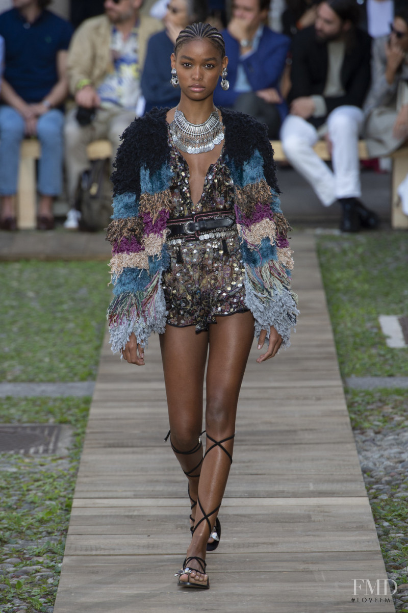 Blesnya Minher featured in  the Etro fashion show for Spring/Summer 2020