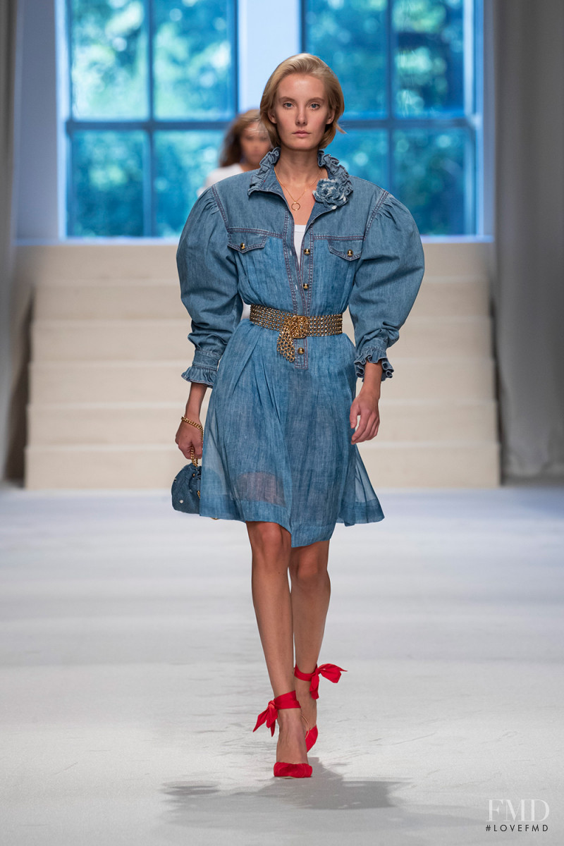 Frida Henneberg featured in  the Philosophy di Lorenzo Serafini fashion show for Spring/Summer 2020
