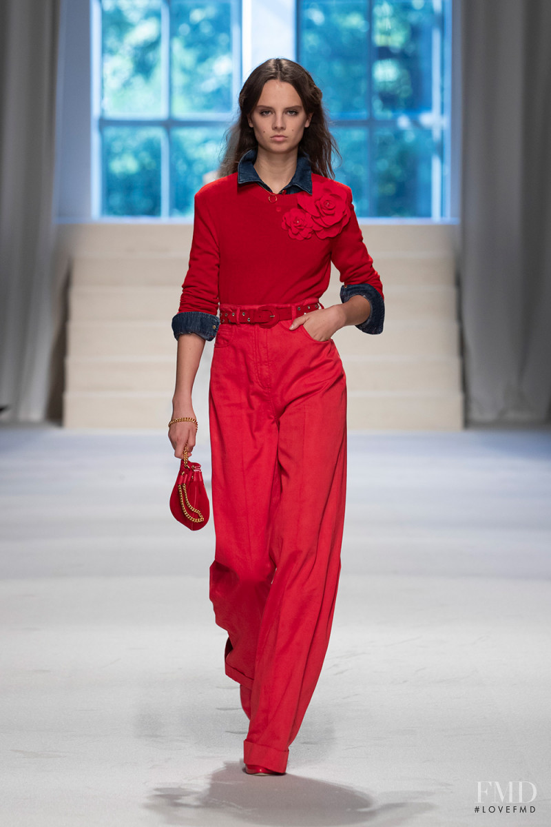 Giselle Norman featured in  the Philosophy di Lorenzo Serafini fashion show for Spring/Summer 2020