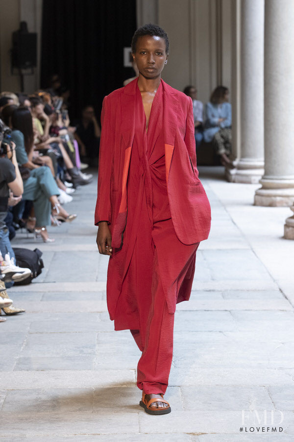 Calcaterra fashion show for Spring/Summer 2020