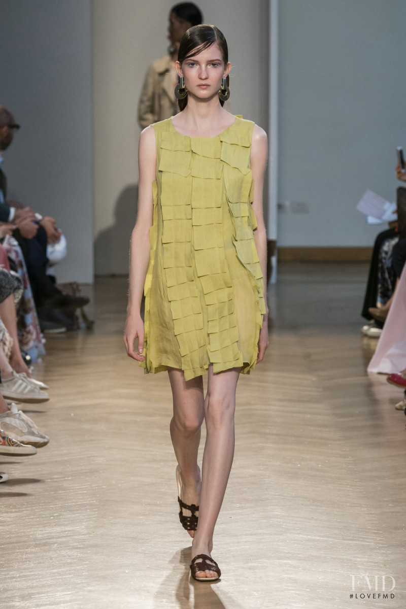 Polina Ivochkina featured in  the Cividini fashion show for Spring/Summer 2020