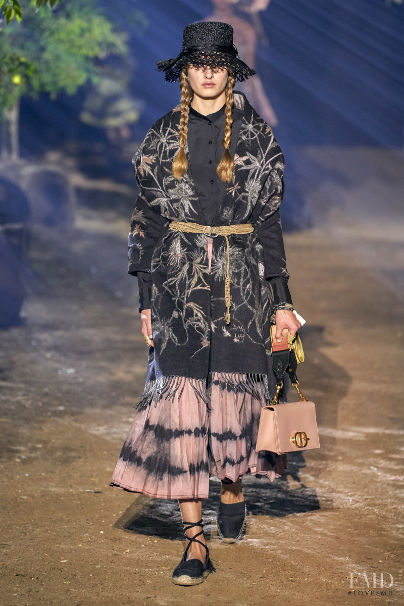 Felice Noordhoff featured in  the Christian Dior fashion show for Spring/Summer 2020