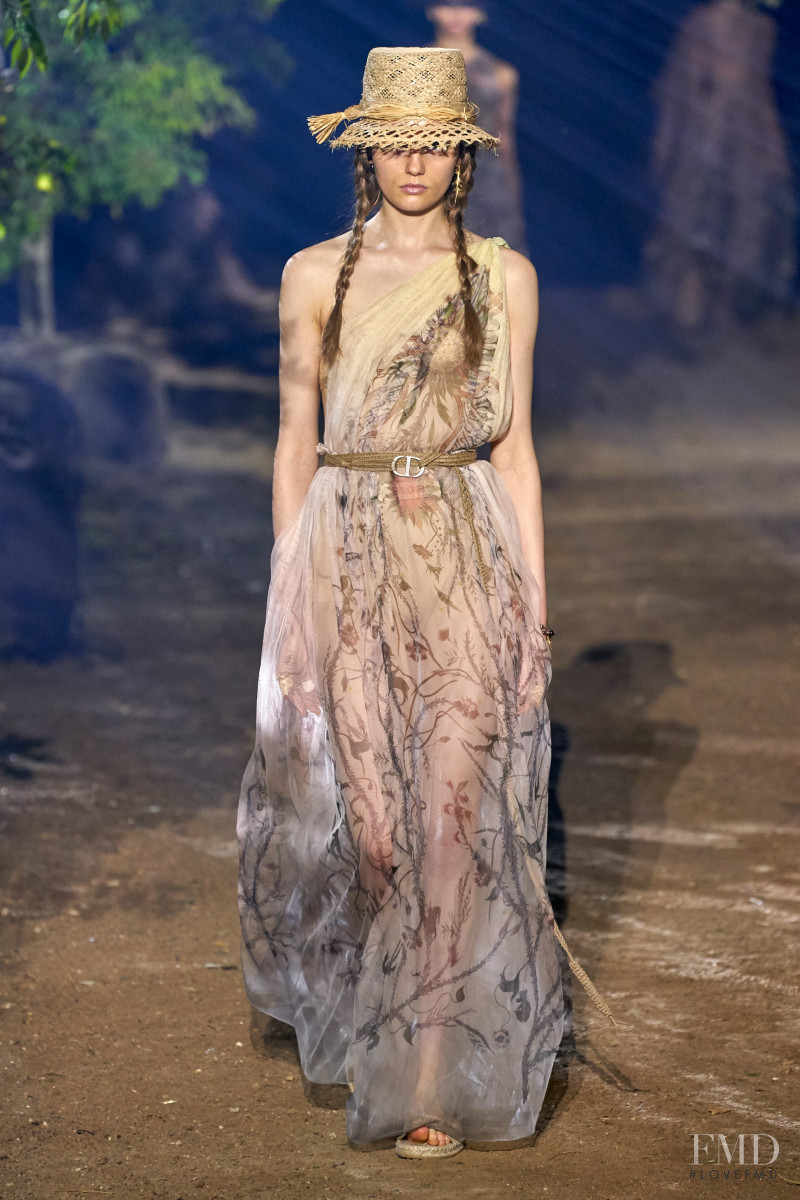 Fran Summers featured in  the Christian Dior fashion show for Spring/Summer 2020
