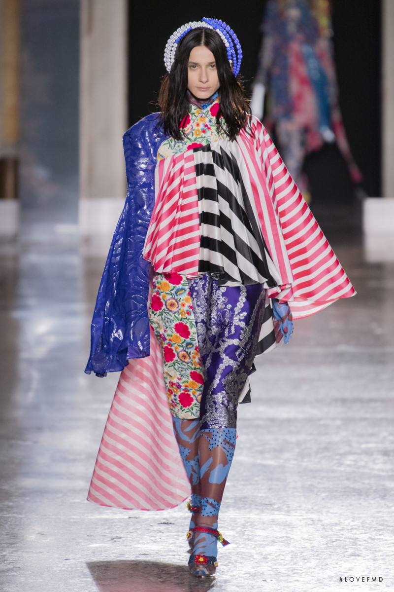 Shuting Qiu fashion show for Spring/Summer 2020