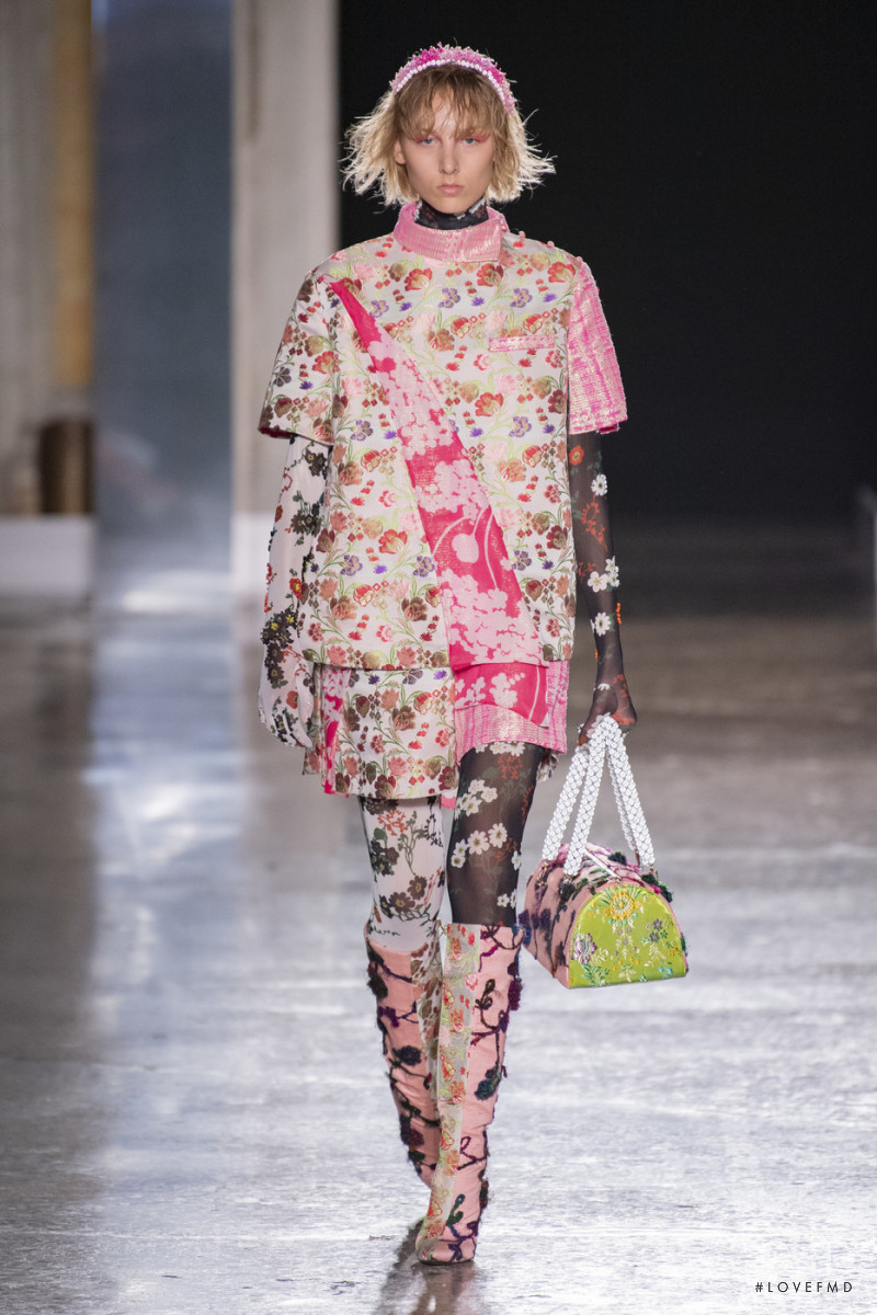 Shuting Qiu fashion show for Spring/Summer 2020