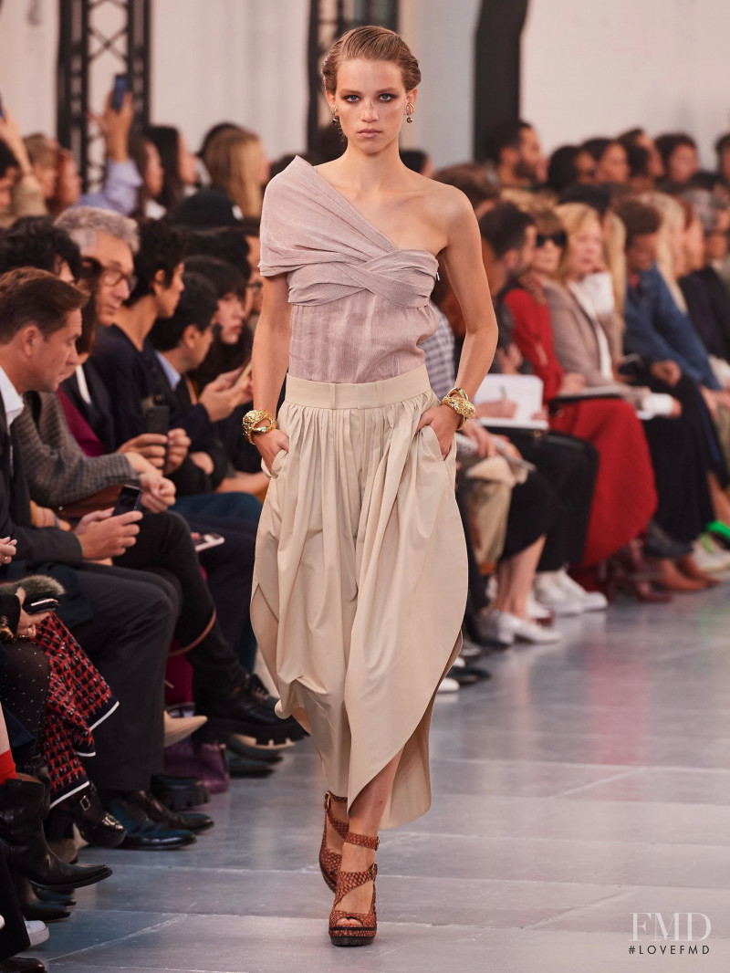 Rebecca Leigh Longendyke featured in  the Chloe fashion show for Spring/Summer 2020