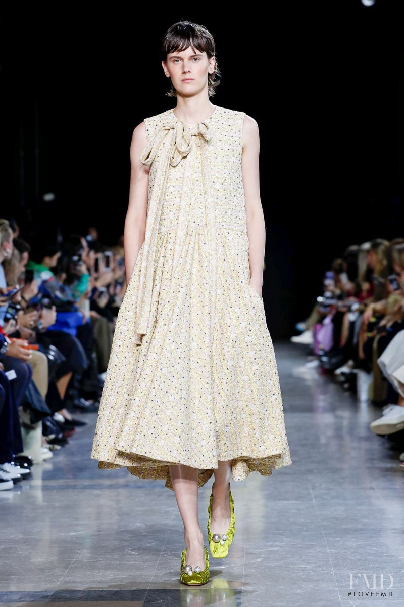 Jamily Meurer Wernke featured in  the Rochas fashion show for Spring/Summer 2020