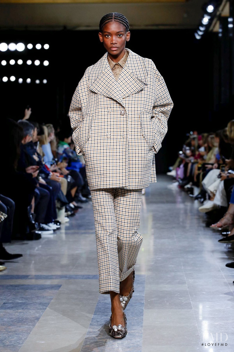 Elibeidy Dani featured in  the Rochas fashion show for Spring/Summer 2020