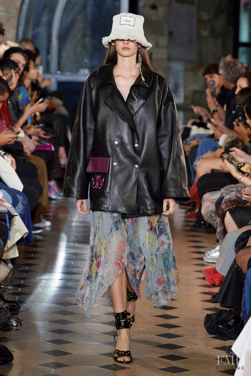 Ivett Takacs featured in  the VICTORIA/TOMAS fashion show for Spring/Summer 2020