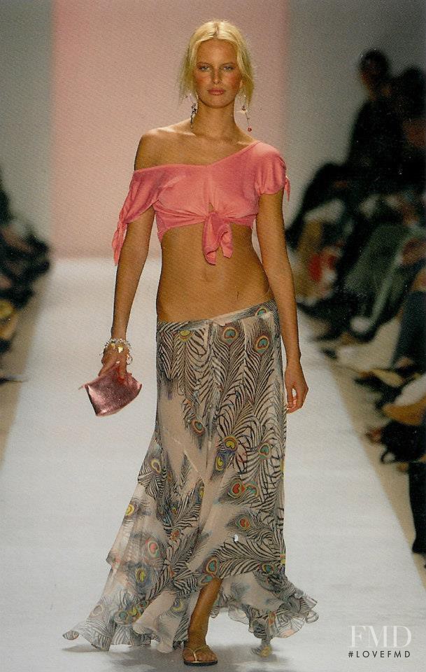 Karolina Kurkova featured in  the Matthew Williamson fashion show for Spring/Summer 2004