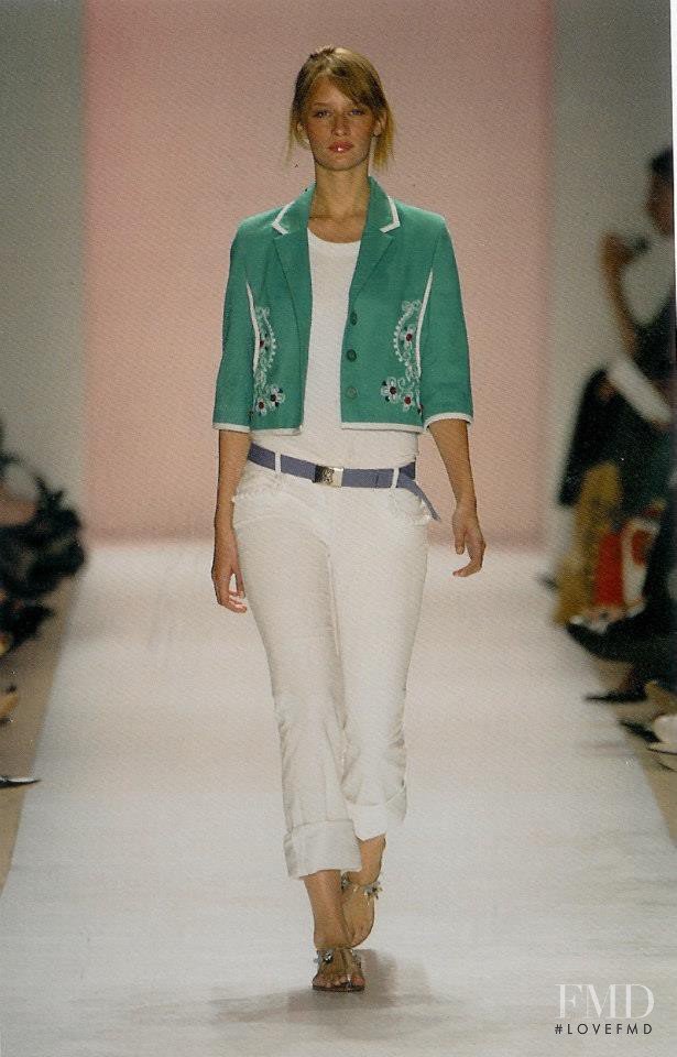 Linda Vojtova featured in  the Matthew Williamson fashion show for Spring/Summer 2004