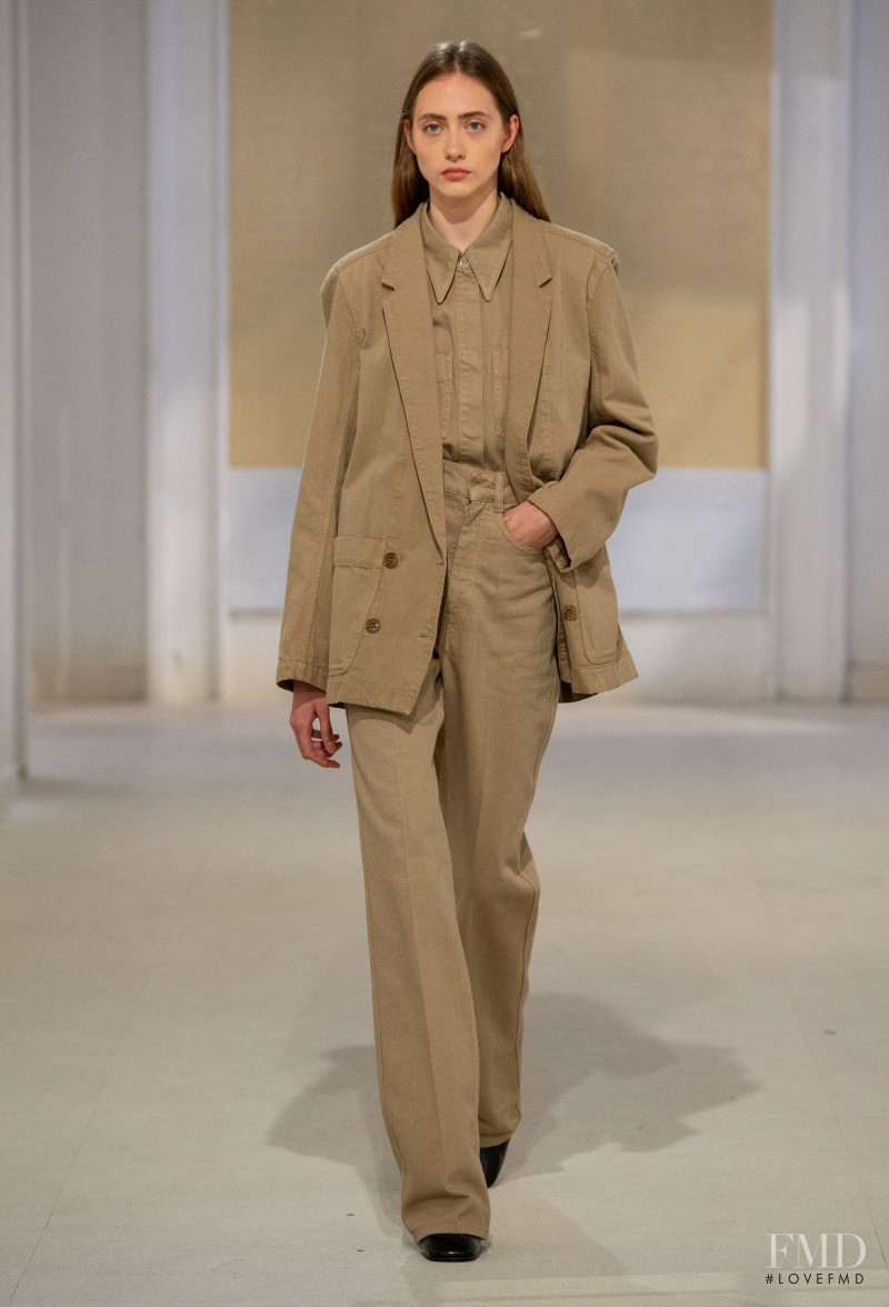Lia Pavlova featured in  the Christophe Lemaire fashion show for Spring/Summer 2020