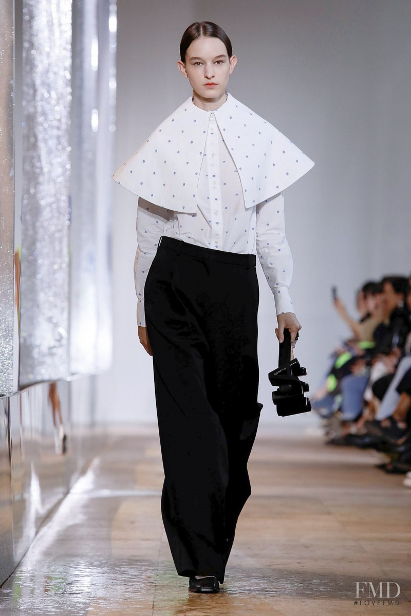 Laura Toth featured in  the Nina Ricci fashion show for Spring/Summer 2020