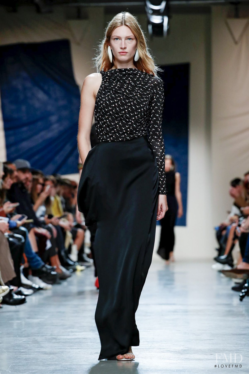 Liz Kennedy featured in  the Atlein fashion show for Spring/Summer 2020