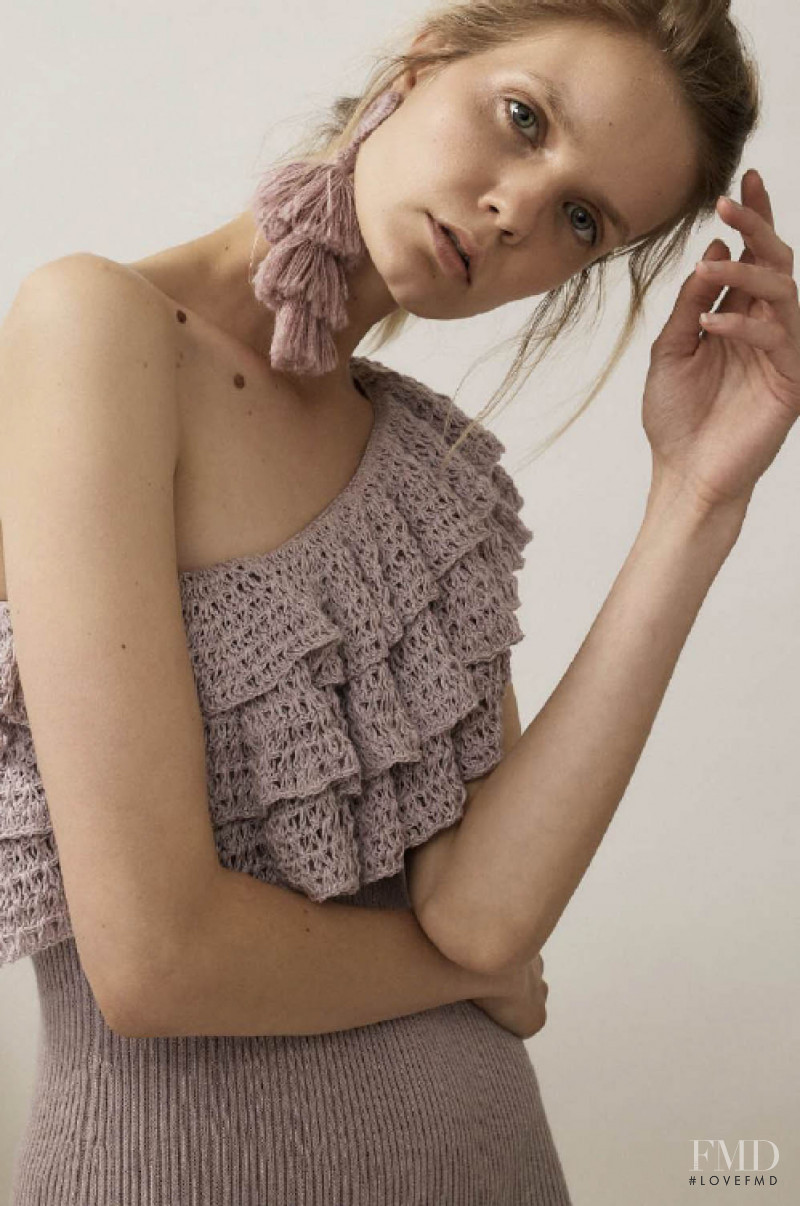 Ayni advertisement for Resort 2019