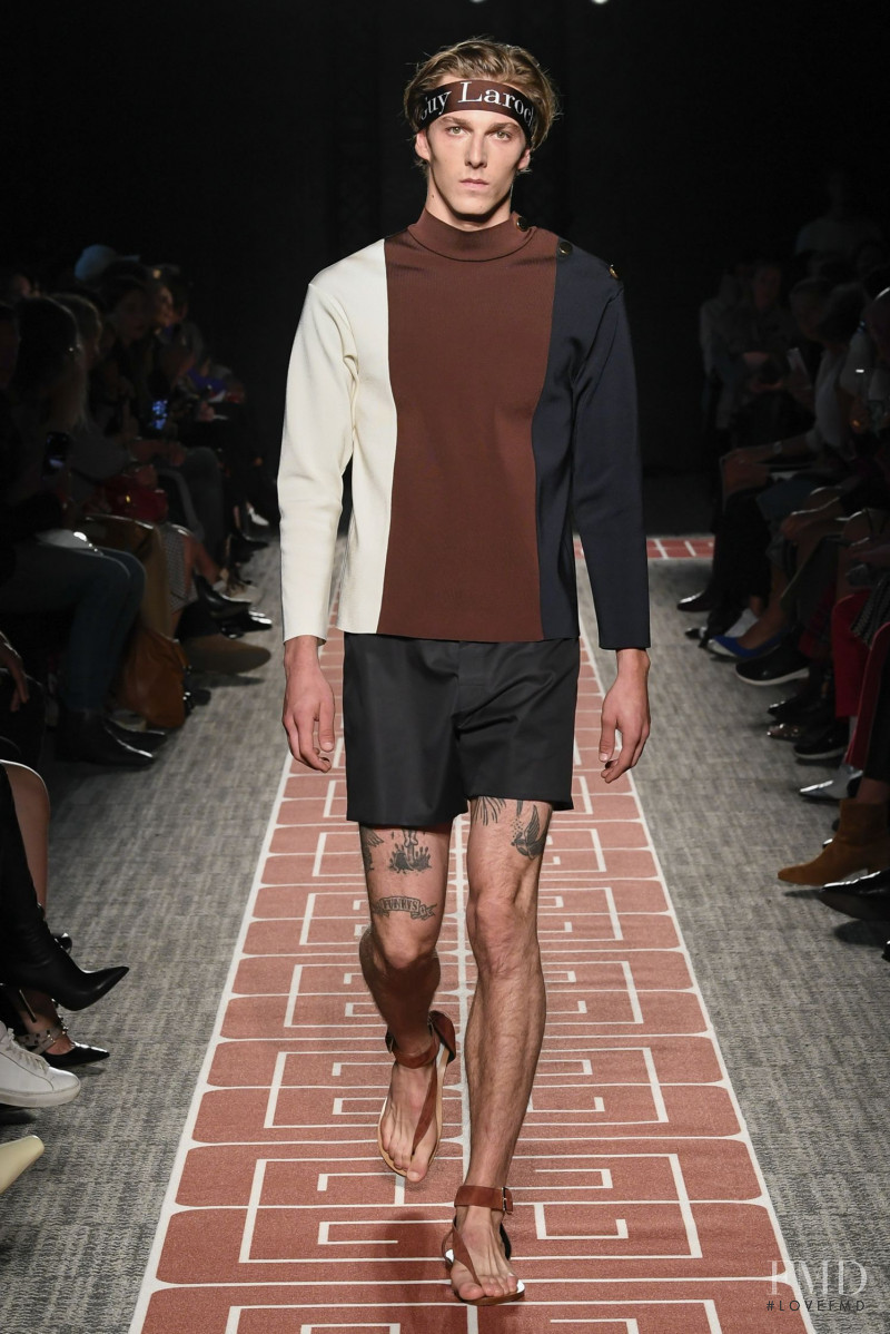 Guy Laroche fashion show for Spring/Summer 2020