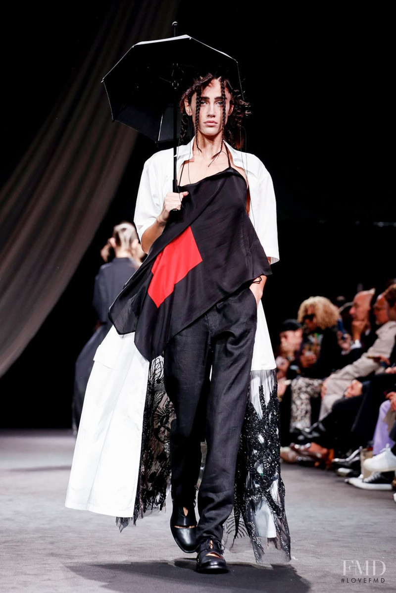 Yohji Yamamoto fashion show for Spring/Summer 2020