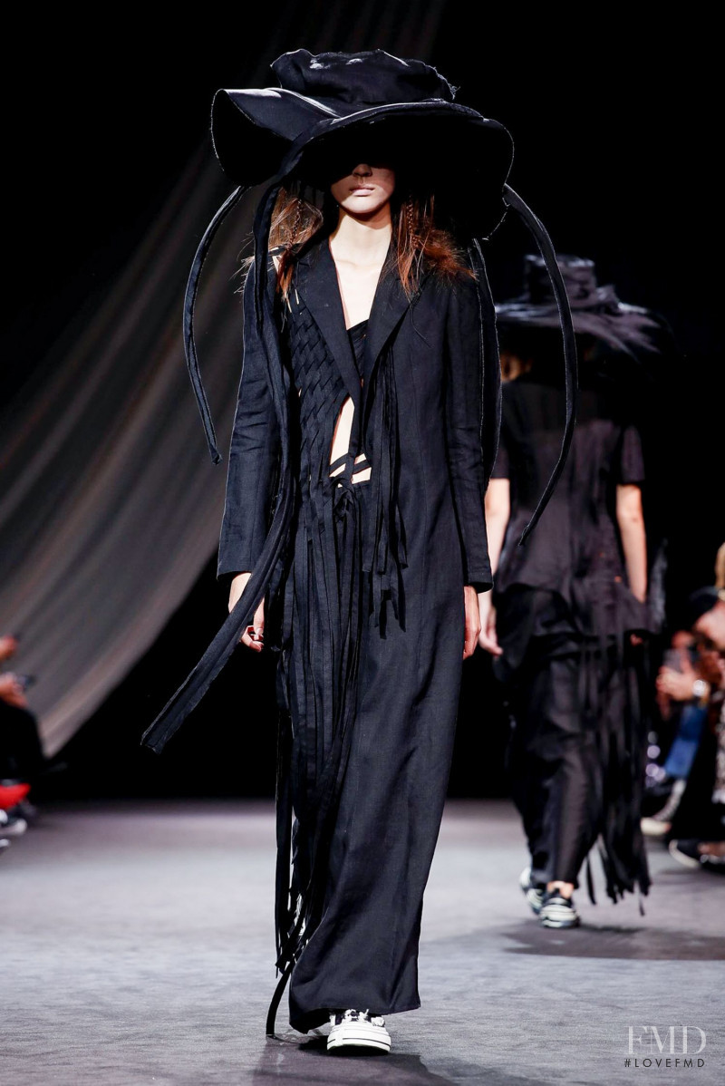 Yohji Yamamoto fashion show for Spring/Summer 2020