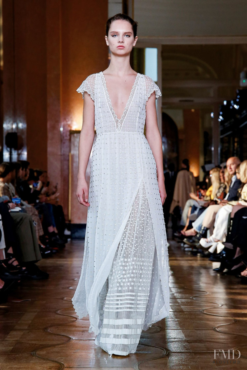 Giselle Norman featured in  the Altuzarra fashion show for Spring/Summer 2020