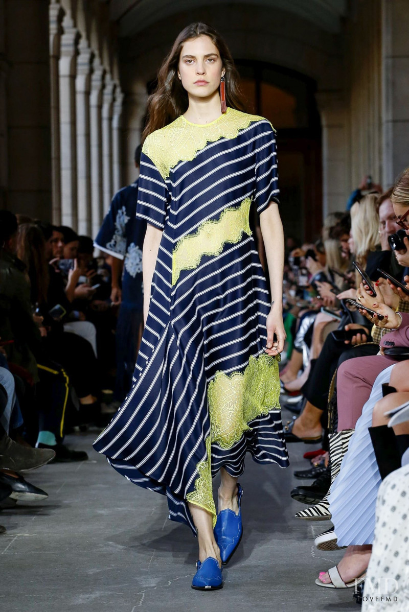 Denise Ascuet featured in  the Cedric Charlier fashion show for Spring/Summer 2020