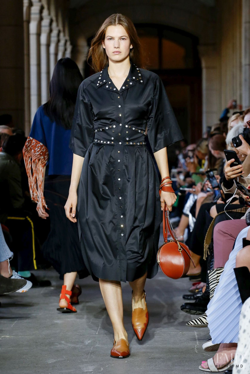 Roos Van Elk featured in  the Cedric Charlier fashion show for Spring/Summer 2020