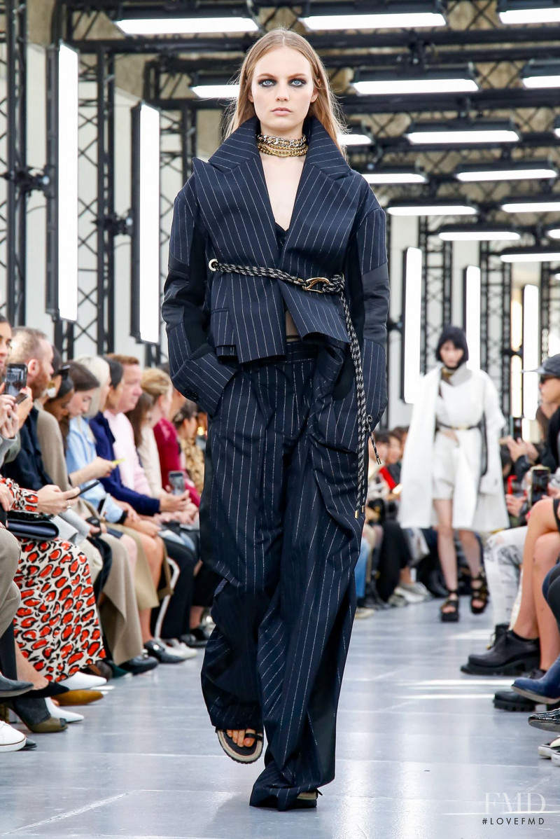 Fran Summers featured in  the Sacai fashion show for Spring/Summer 2020