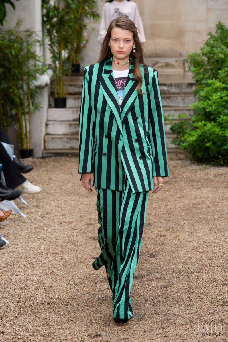 Louise Robert featured in  the Paul et Joe fashion show for Spring/Summer 2020