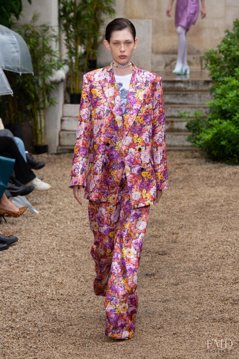 Pia Ekman featured in  the Paul et Joe fashion show for Spring/Summer 2020