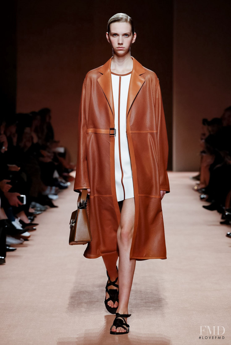 Bente Oort featured in  the Hermès fashion show for Spring/Summer 2020