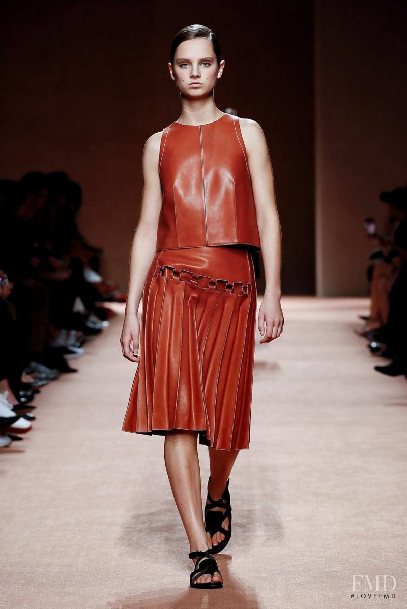 Giselle Norman featured in  the Hermès fashion show for Spring/Summer 2020