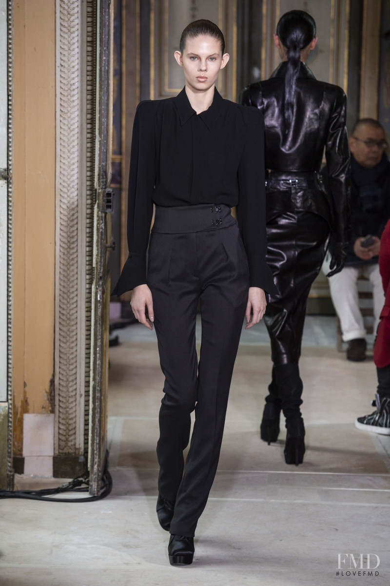 Olivier Theyskens fashion show for Autumn/Winter 2019